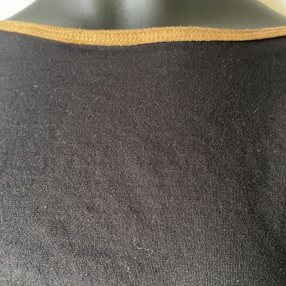 Chaps basic black 3/4 length sleeve boat neck with tan piping tee Sz L - Picture 2 of 5